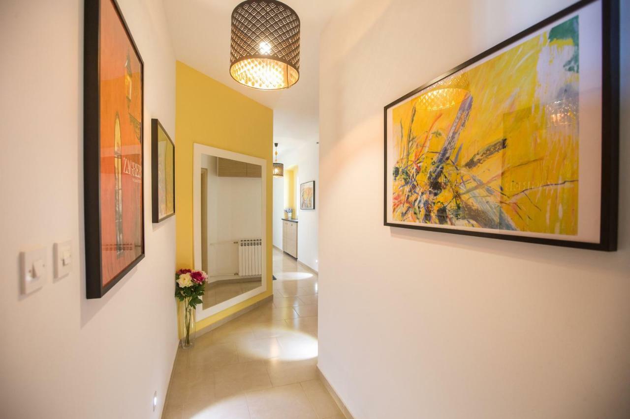 Apartmán Angela Main Street Luxury Oasis & Free Parking Záhřeb Exteriér fotografie